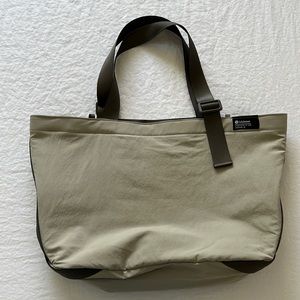 Lululemon bag